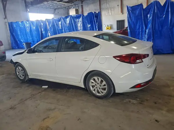 5NPD74LF8LH503013 2020 HYUNDAI ELANTRA - Image 2