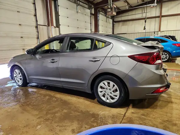 5NPD74LF8LH535993 2020 HYUNDAI ELANTRA - Image 2