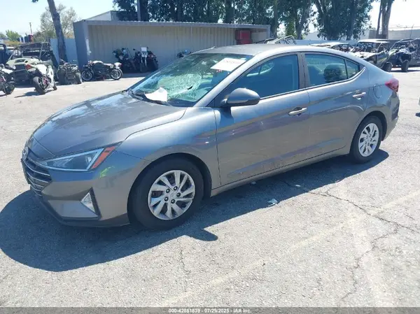 5NPD74LF8LH544371 2020 HYUNDAI ELANTRA - Image 2