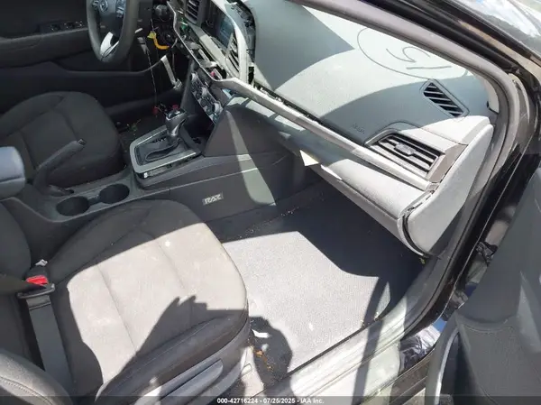 5NPD74LF8LH599323 2020 HYUNDAI ELANTRA - Image 8