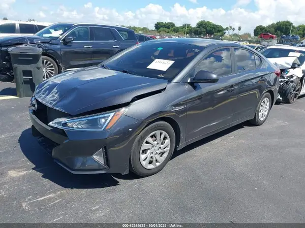 5NPD74LF8LH599676 2020 HYUNDAI ELANTRA - Image 2