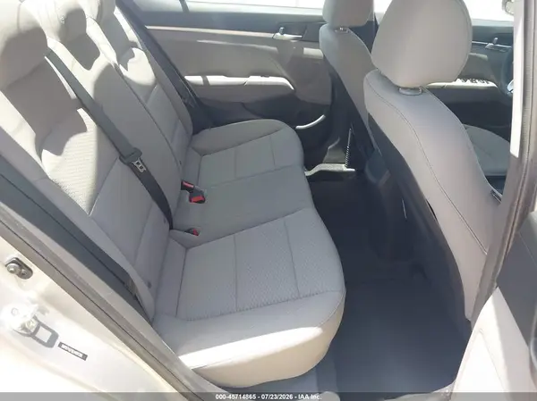 2020 HYUNDAI ELANTRA auction photo 8