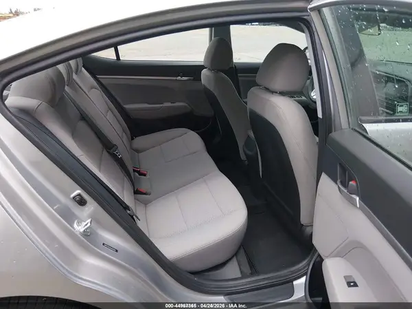 5NPD74LF8LH607050 2020 HYUNDAI ELANTRA - Image 8
