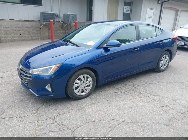 5NPD74LF8LH611356 2020 HYUNDAI ELANTRA - Image 2
