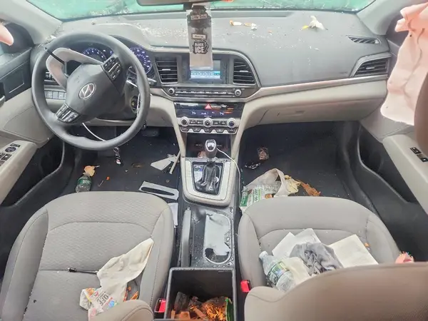 5NPD74LF8LH611955 2020 HYUNDAI ELANTRA - Image 8