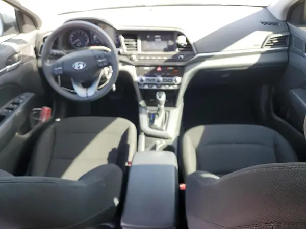 5NPD74LF8LH615584 2020 HYUNDAI ELANTRA - Image 8