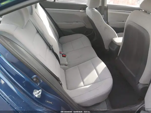 5NPD74LF8LH615858 2020 HYUNDAI ELANTRA - Image 8