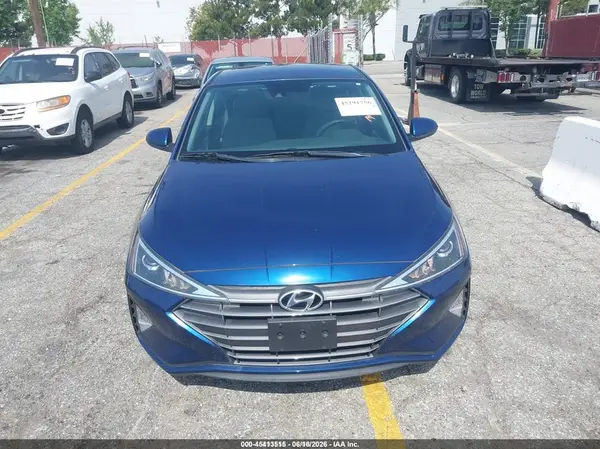 2020 HYUNDAI ELANTRA auction photo 6
