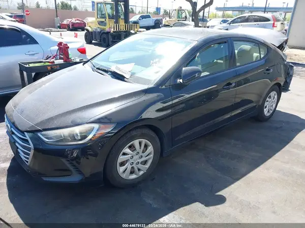 5NPD74LF9HH050284 2017 HYUNDAI ELANTRA - Image 2