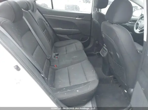 5NPD74LF9HH055825 2017 HYUNDAI ELANTRA - Image 8
