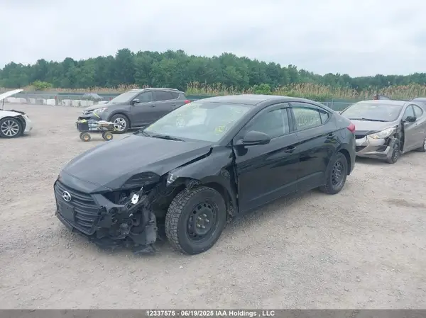 5NPD74LF9HH060507 2017 HYUNDAI ELANTRA - Image 2
