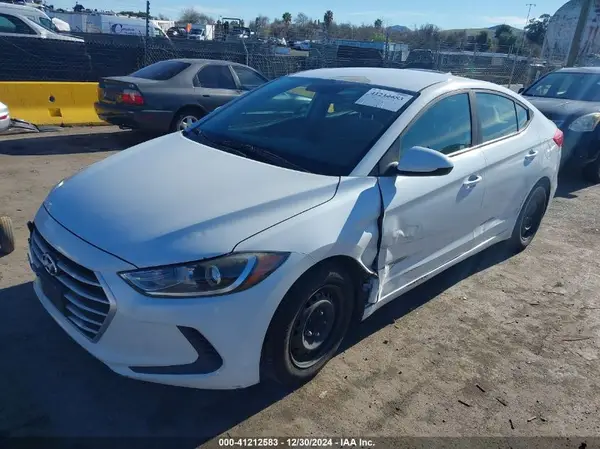 5NPD74LF9HH062788 2017 HYUNDAI ELANTRA - Image 2