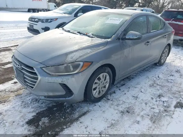 5NPD74LF9HH063875 2017 HYUNDAI ELANTRA - Image 2