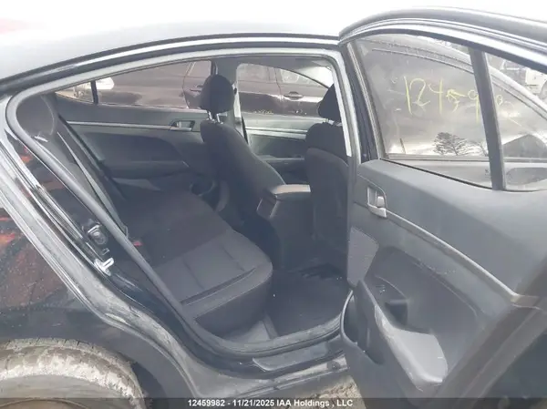 5NPD74LF9HH068915 2017 HYUNDAI ELANTRA - Image 8