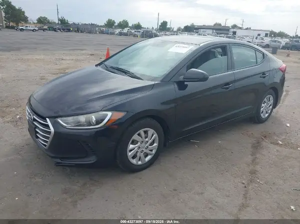 5NPD74LF9HH073628 2017 HYUNDAI ELANTRA - Image 2