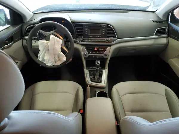 5NPD74LF9HH076318 2017 HYUNDAI ELANTRA - Image 8
