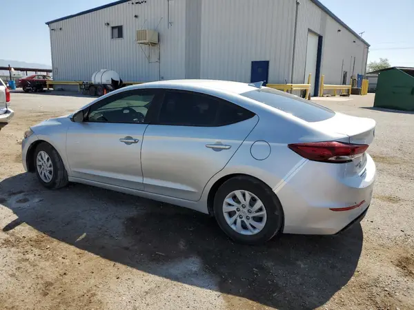 5NPD74LF9HH084838 2017 HYUNDAI ELANTRA - Image 2