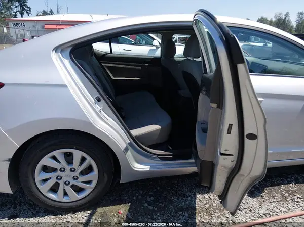 5NPD74LF9HH085035 2017 HYUNDAI ELANTRA - Image 8