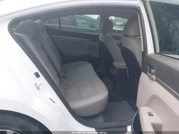 5NPD74LF9HH090042 2017 HYUNDAI ELANTRA - Image 8