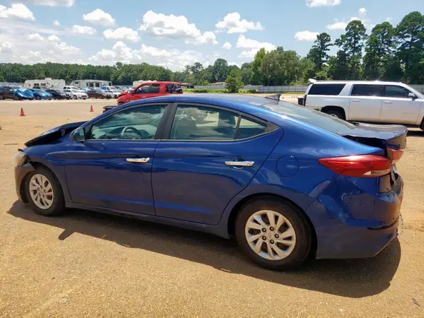 5NPD74LF9HH092258 2017 HYUNDAI ELANTRA - Image 2