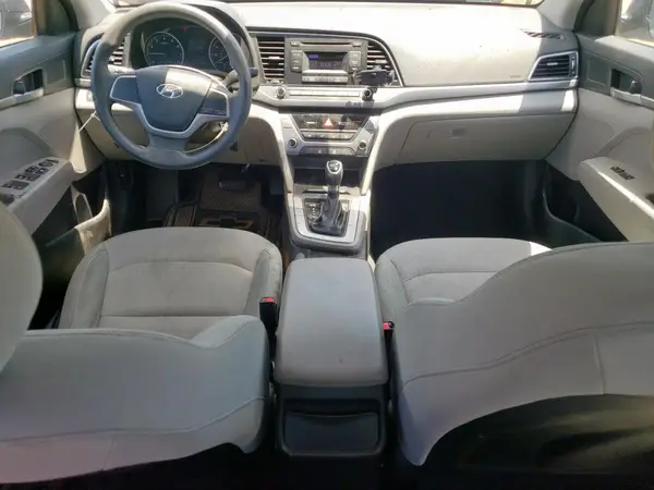 5NPD74LF9HH092258 2017 HYUNDAI ELANTRA - Image 8