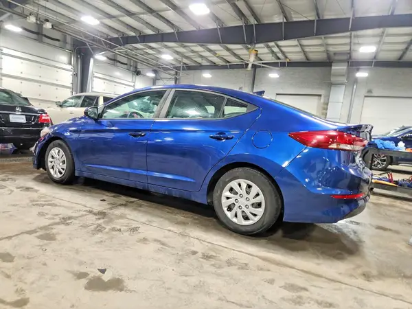 5NPD74LF9HH100083 2017 HYUNDAI ELANTRA - Image 2
