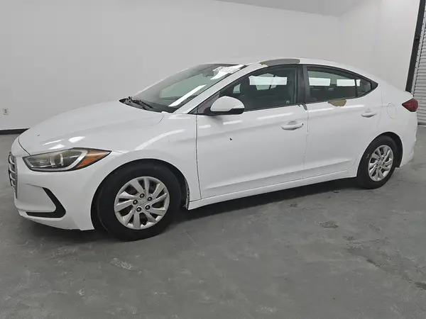 5NPD74LF9HH100116 2017 HYUNDAI ELANTRA - Image 1