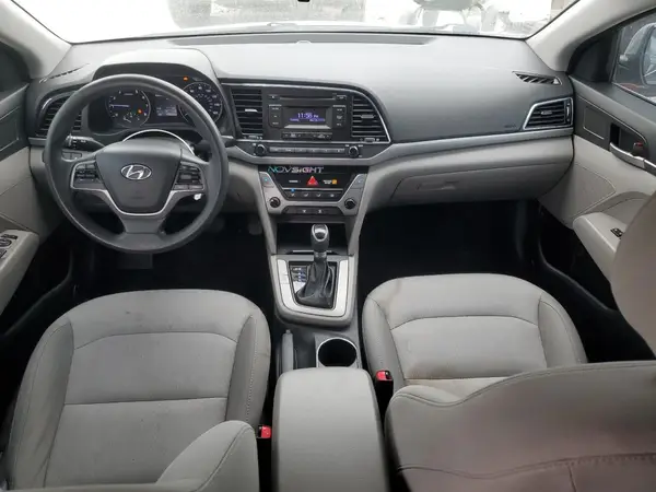 5NPD74LF9HH103114 2017 HYUNDAI ELANTRA - Image 8
