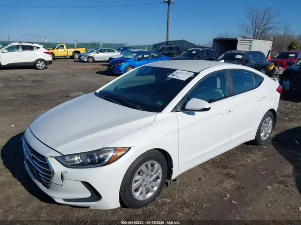 5NPD74LF9HH103176 2017 HYUNDAI ELANTRA - Image 2