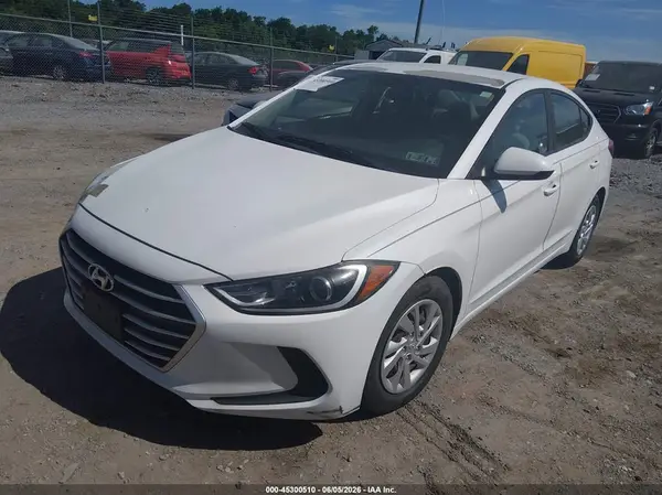 5NPD74LF9HH103677 2017 HYUNDAI ELANTRA - Image 2