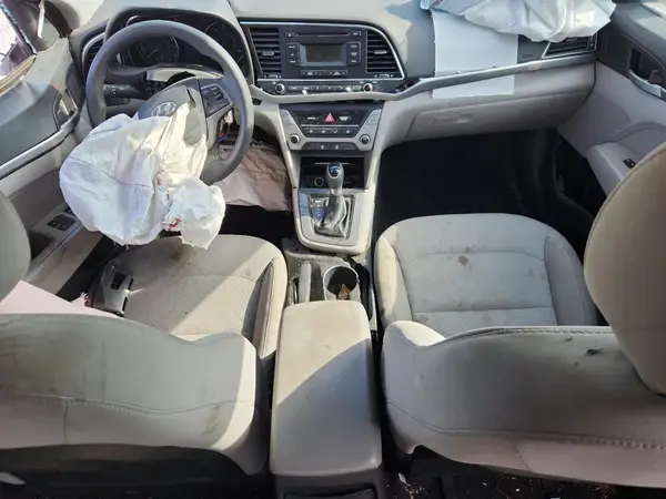 5NPD74LF9HH112315 2017 HYUNDAI ELANTRA - Image 8