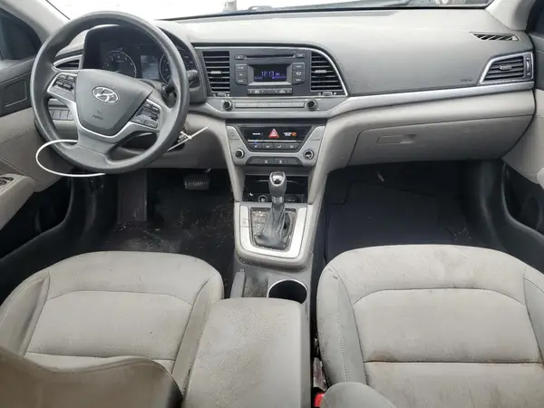 5NPD74LF9HH113593 2017 HYUNDAI ELANTRA - Image 8