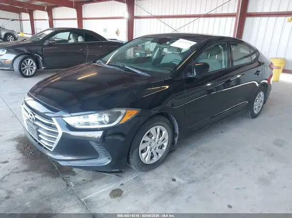5NPD74LF9HH115117 2017 HYUNDAI ELANTRA - Image 2