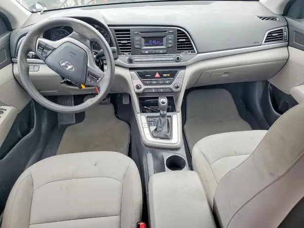 5NPD74LF9HH125789 2017 HYUNDAI ELANTRA - Image 8
