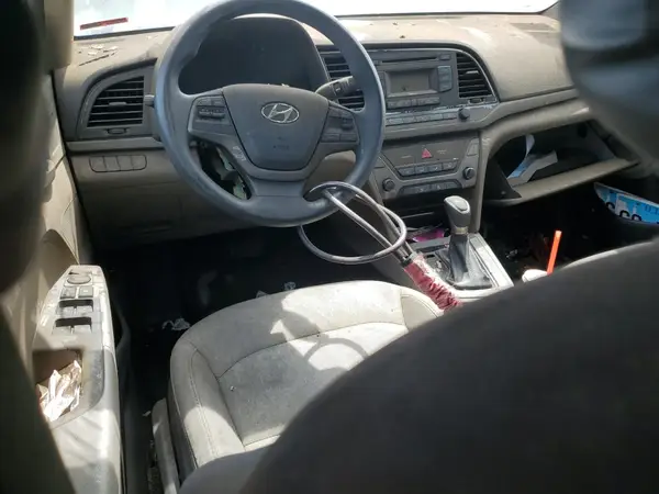5NPD74LF9HH127168 2017 HYUNDAI ELANTRA - Image 8