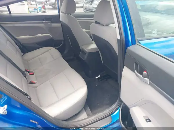 5NPD74LF9HH132614 2017 HYUNDAI ELANTRA - Image 8