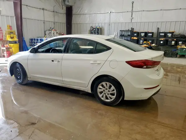 5NPD74LF9HH132841 2017 HYUNDAI ELANTRA - Image 2