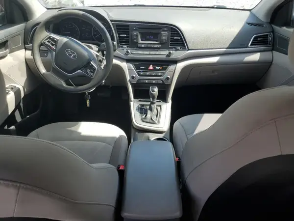 5NPD74LF9HH134105 2017 HYUNDAI ELANTRA - Image 8