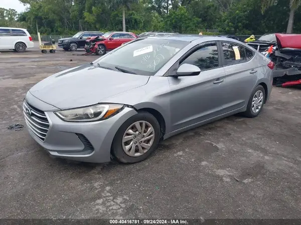 5NPD74LF9HH143709 2017 HYUNDAI ELANTRA - Image 2