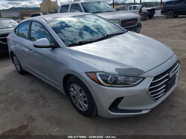 5NPD74LF9HH146142 2017 HYUNDAI ELANTRA - Image 1