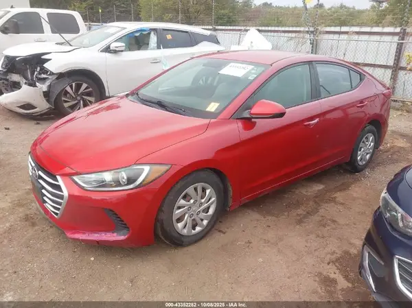 5NPD74LF9HH151695 2017 HYUNDAI ELANTRA - Image 2