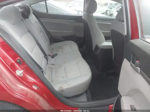5NPD74LF9HH151695 2017 HYUNDAI ELANTRA - Image 8