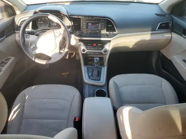 5NPD74LF9HH152149 2017 HYUNDAI ELANTRA - Image 8