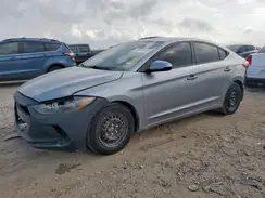 5NPD74LF9HH152281 2017 HYUNDAI ELANTRA
