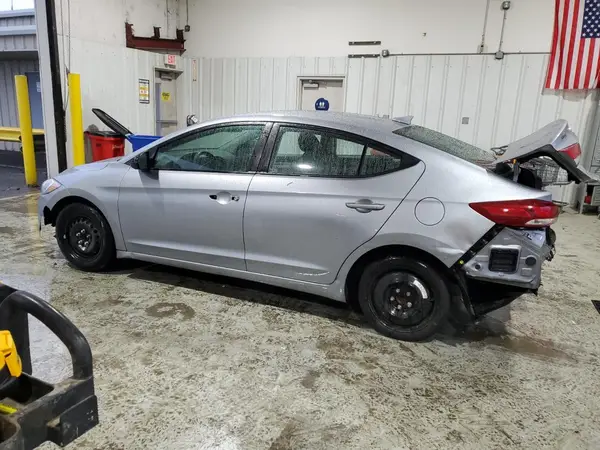 5NPD74LF9HH153740 2017 HYUNDAI ELANTRA - Image 2