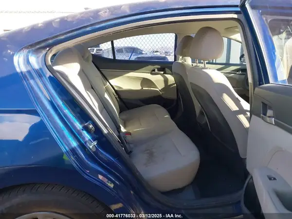 5NPD74LF9HH155827 2017 HYUNDAI ELANTRA - Image 8