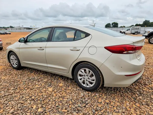 5NPD74LF9HH167248 2017 HYUNDAI ELANTRA - Image 2