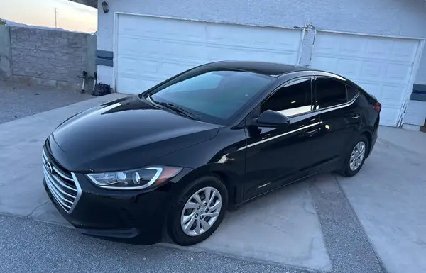 5NPD74LF9HH167394 2017 HYUNDAI ELANTRA - Image 2