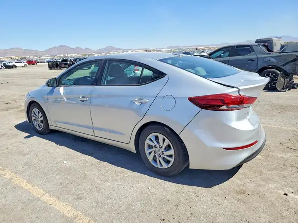 5NPD74LF9HH178749 2017 HYUNDAI ELANTRA - Image 2