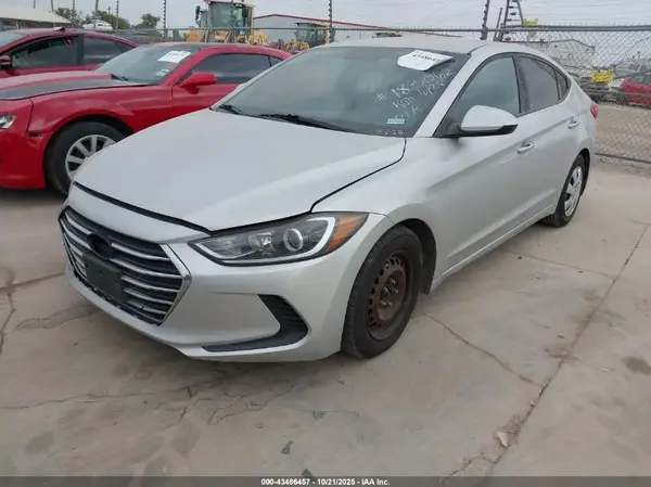 5NPD74LF9HH183062 2017 HYUNDAI ELANTRA - Image 2